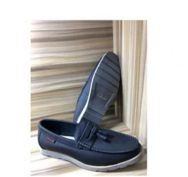 Clarks-New Fashion Clarks With Top Metal Black-1 Clarks New Fashion Clarks With Top Metal Black