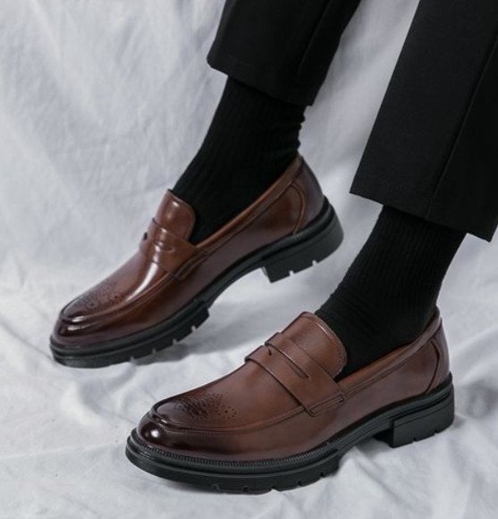 Italian Handmade Mens Formal Shoes Slip On Calf Leather Oxfords Size 45 46 Top Quality Luxury Brogue Wedding Party Dress Shoes For Men Classic Style Leather Shoes Male Office Loafers Brown